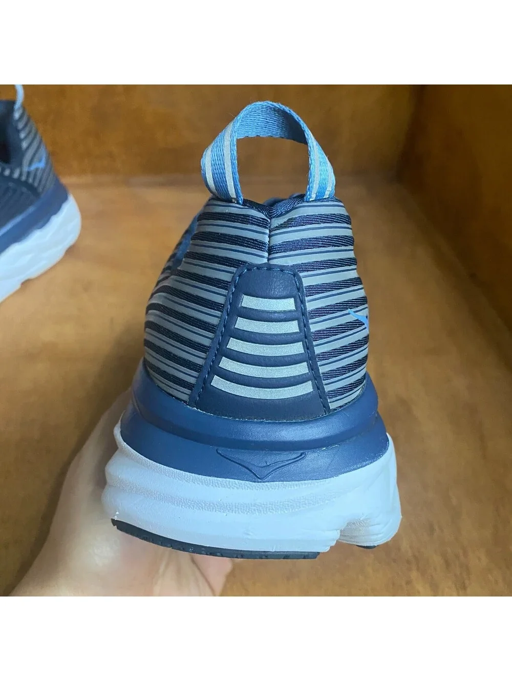 Hoka One One Bondi 6 Wide Running Shoes Womens Size 9.5 D Blue 1019272 MIDP